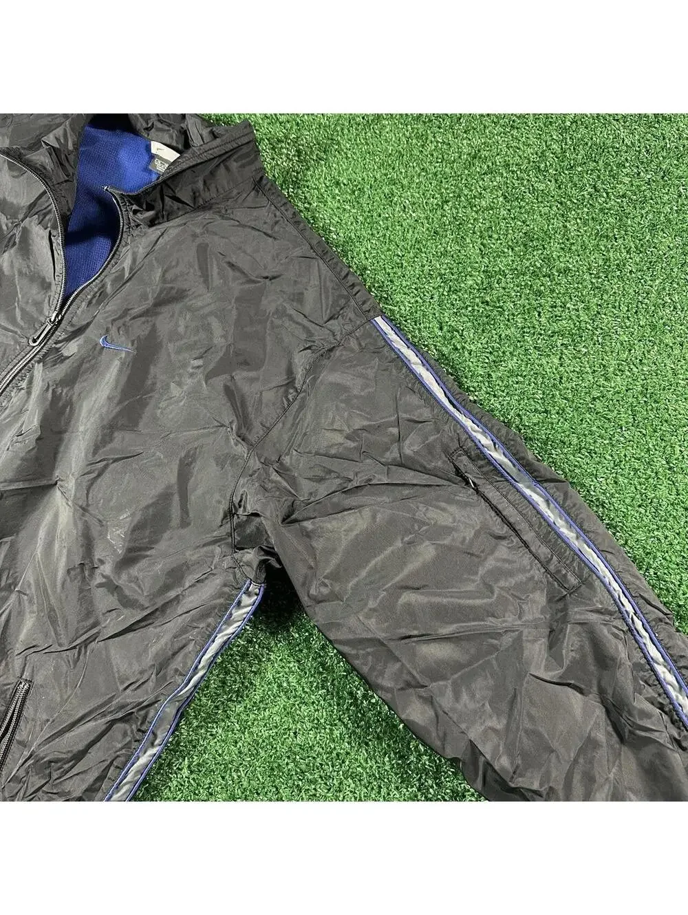 Retro vintage y2k Nike silver tag black windbreaker jacket coat full zip XL